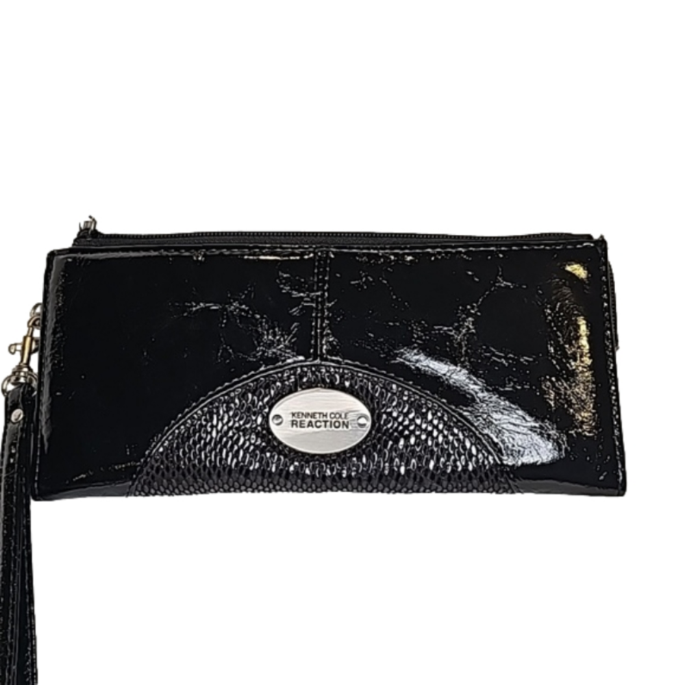 Kenneth Cole Reaction clutch wristlet wallet patten leather black